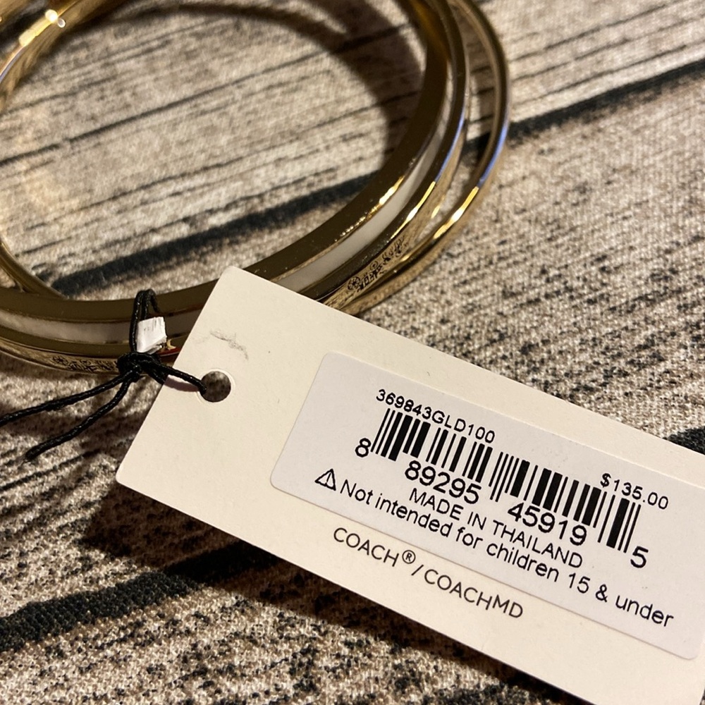 NWT! Coach set of 3 bangle bracelets. Gorgeous set in gold, white + Gift wrap - Picture 12 of 16